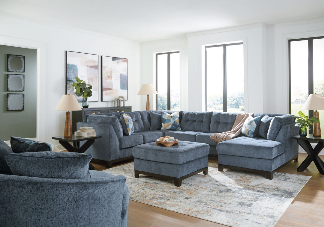 Maxon Place - Living Room Set - Roberts Furniture & Mattress (Yorktown, VA)