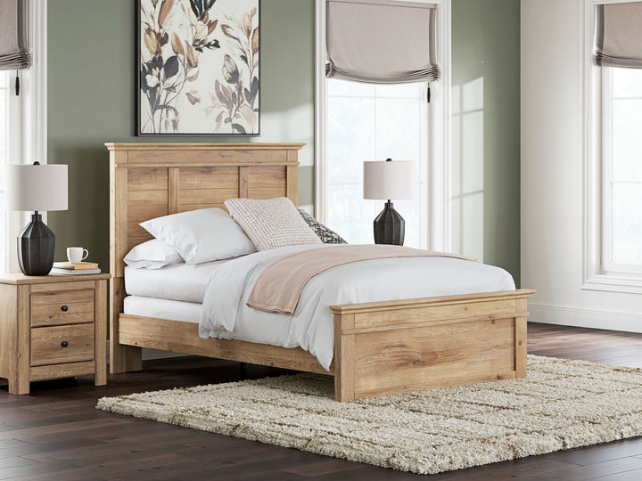 Makidern - Panel Bed - Roberts Furniture & Mattress (Yorktown, VA)