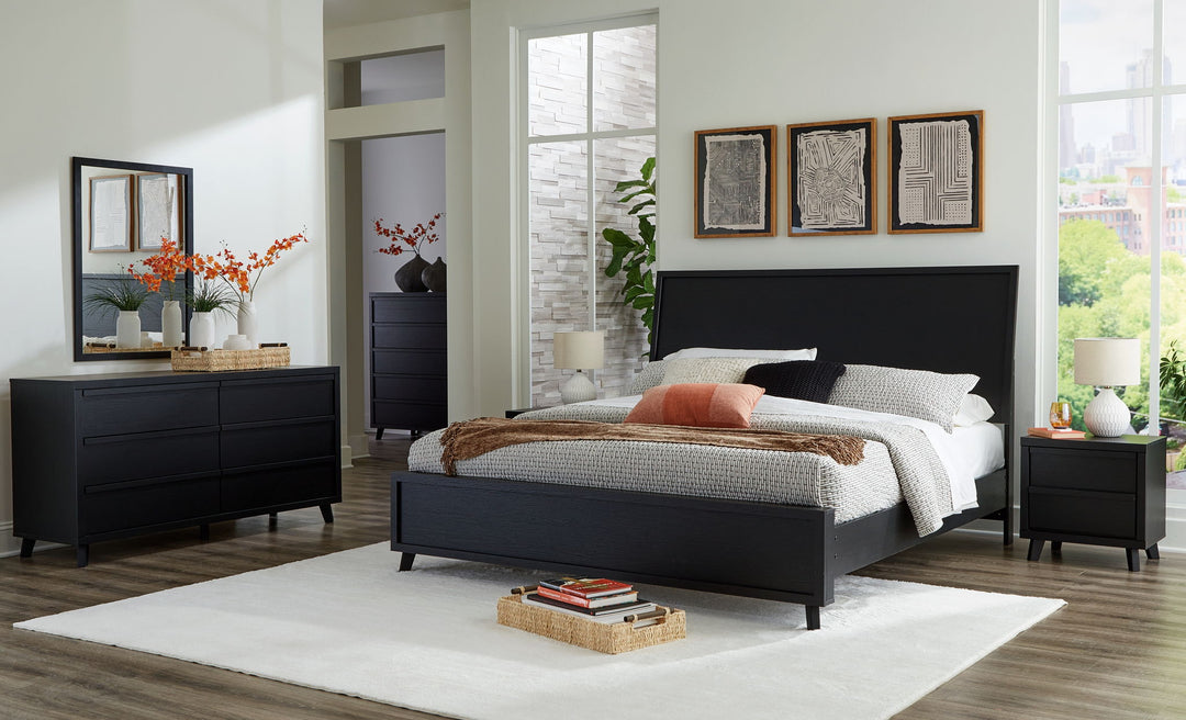 Danziar - Panel Bedroom Set - Roberts Furniture & Mattress (Yorktown, VA)