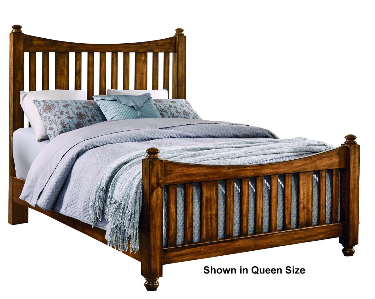 Maple Road - Slat Poster Bed With Slat Poster Footboard - Roberts Furniture & Mattress (Yorktown, VA)