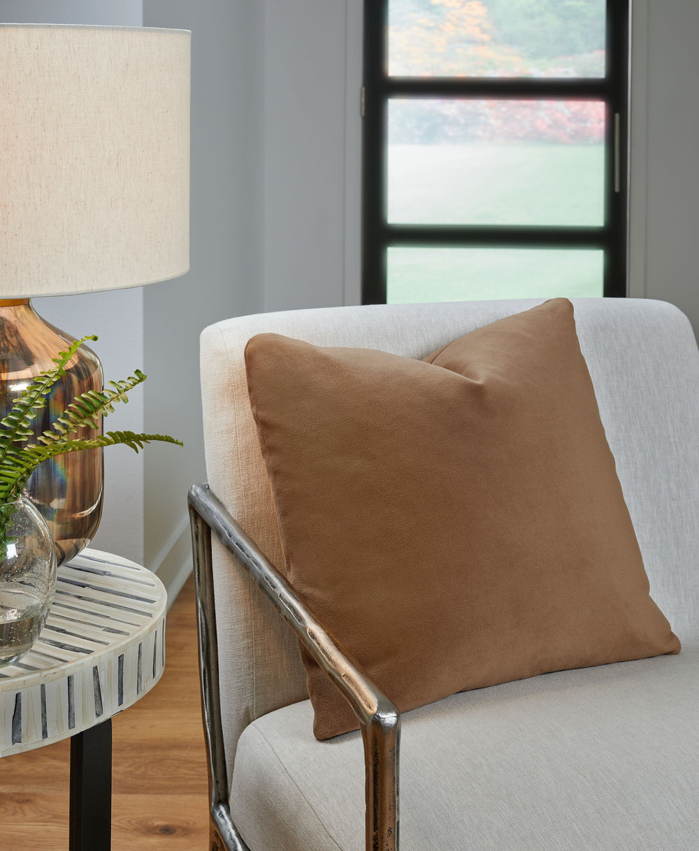 Caygan - Pillow - Roberts Furniture & Mattress (Yorktown, VA)
