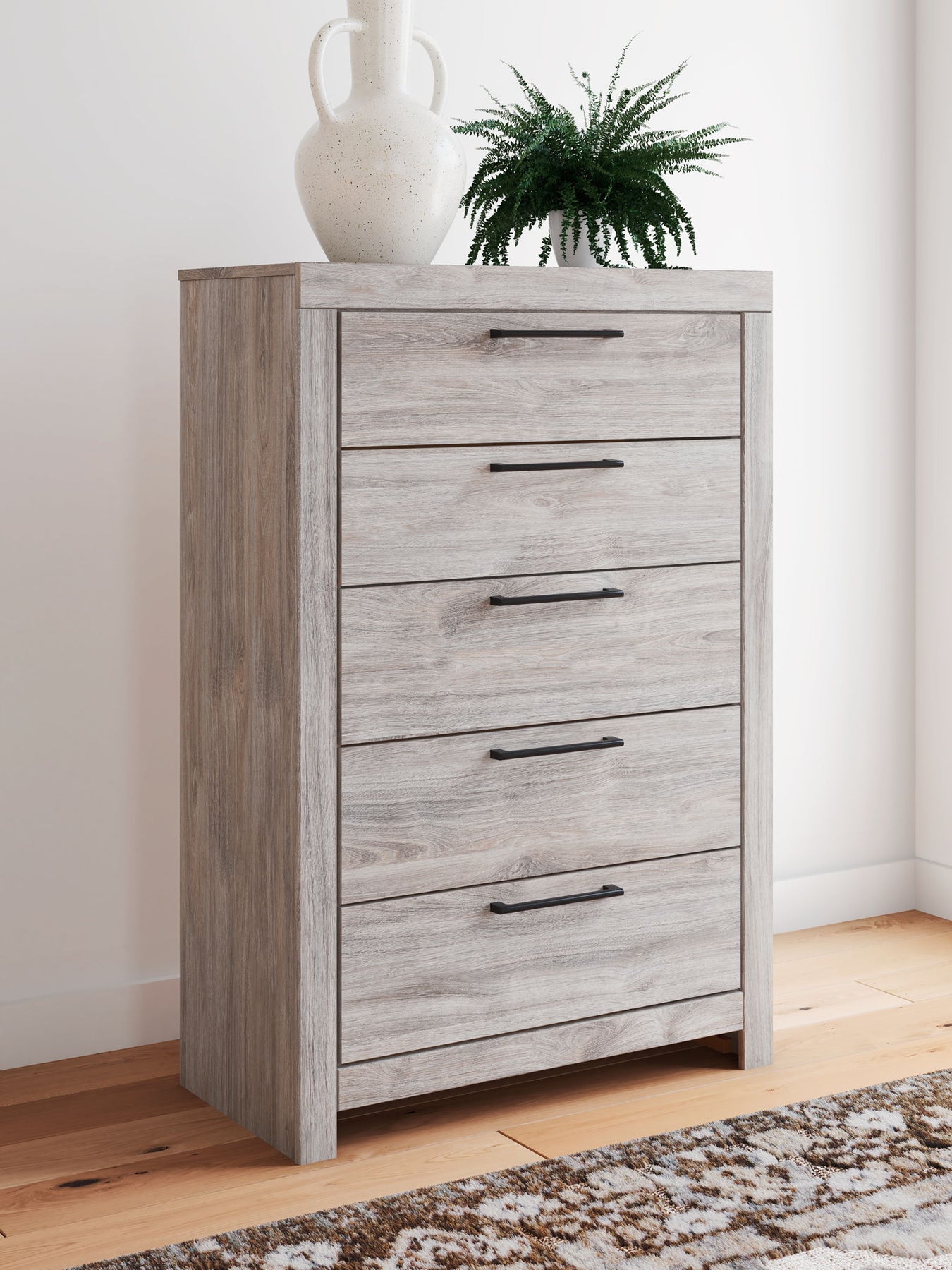 Broachmyn - Five Drawer Chest - Roberts Furniture & Mattress (Yorktown, VA)