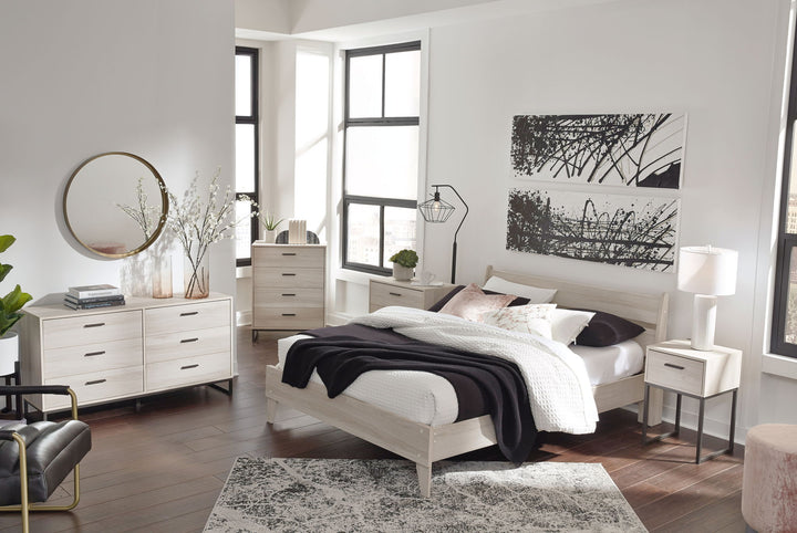 Socalle - Platform Bed - Roberts Furniture & Mattress (Yorktown, VA)