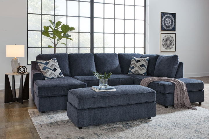Albar Place - Sectional With Ottoman - Roberts Furniture & Mattress (Yorktown, VA)