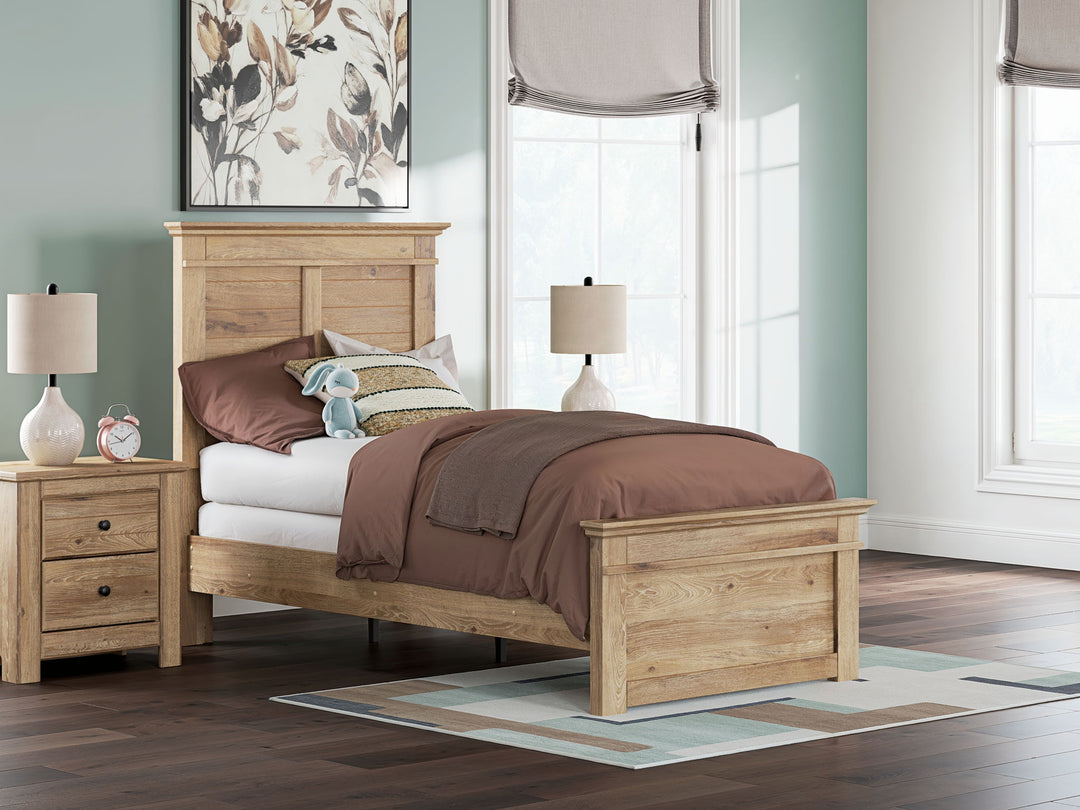 Makidern - Panel Bed - Roberts Furniture & Mattress (Yorktown, VA)