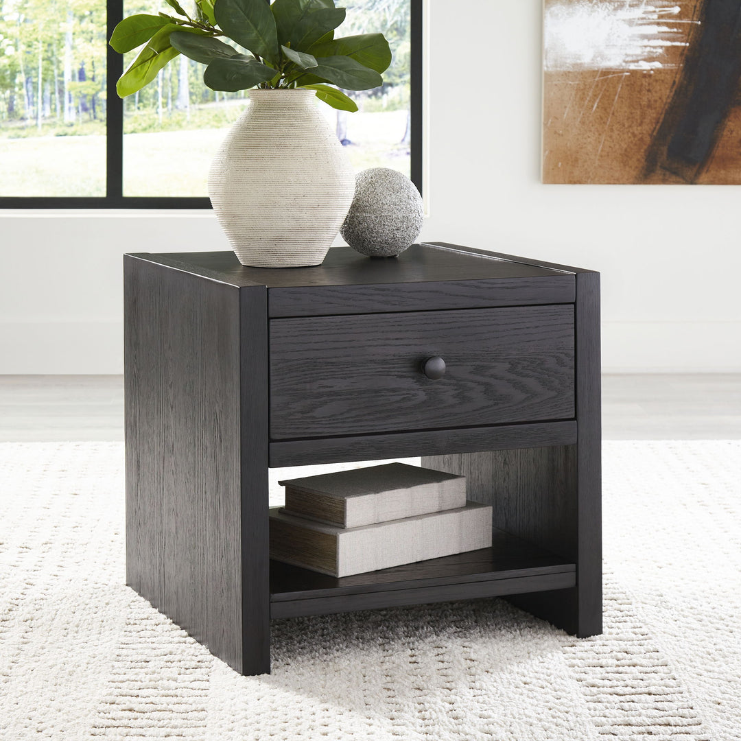 Foyland - Square End Table - Black
