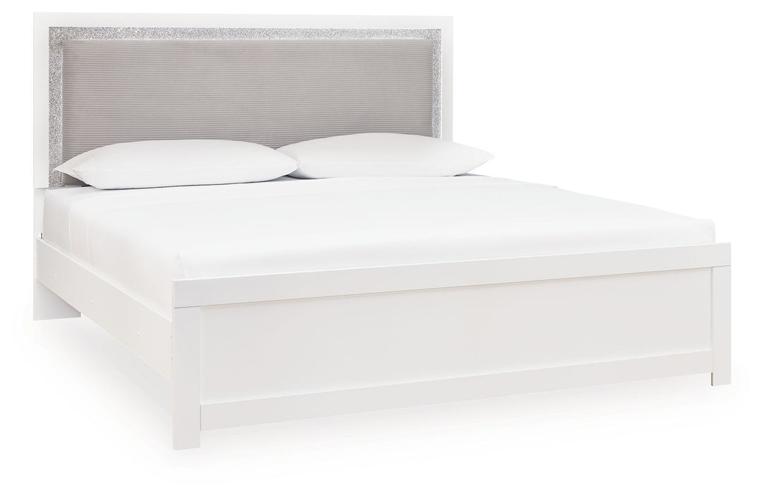 Maeling - King Upholstered Panel Bed - White - Roberts Furniture & Mattress (Yorktown, VA)