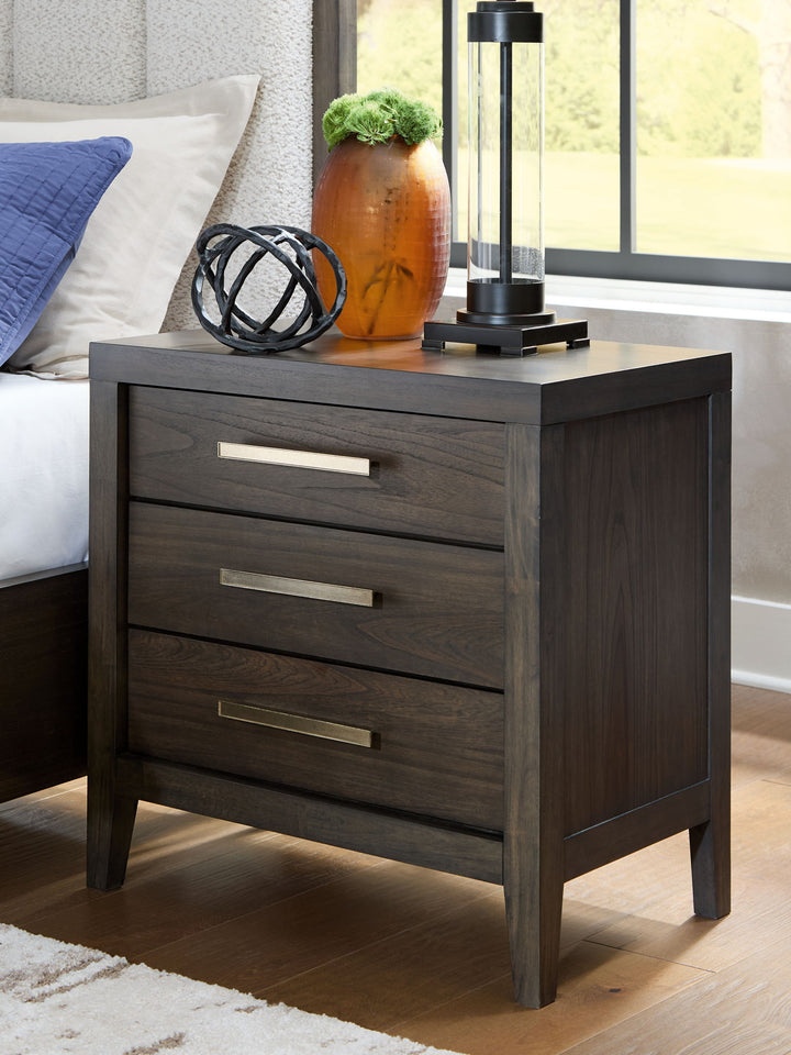 Westonfort - Three Drawer Night Stand - Espresso