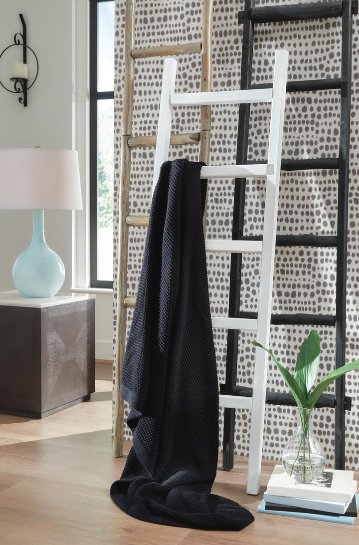 Gayelery - Throw - Roberts Furniture & Mattress (Yorktown, VA)