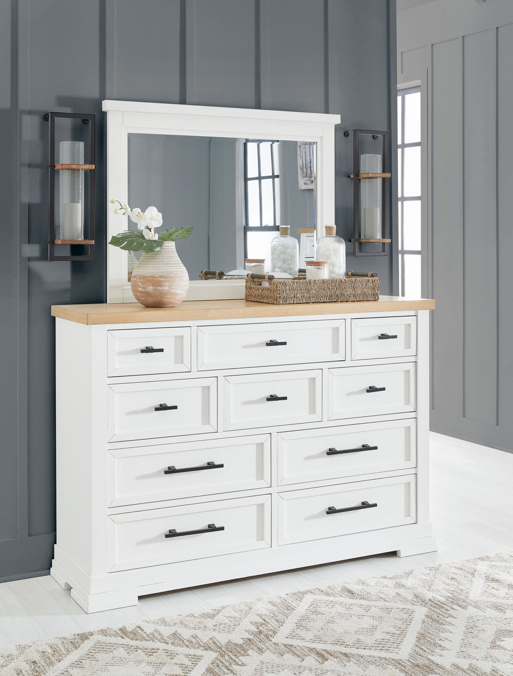 Ashbryn - Panel Storage Bedroom Set - Roberts Furniture & Mattress (Yorktown, VA)