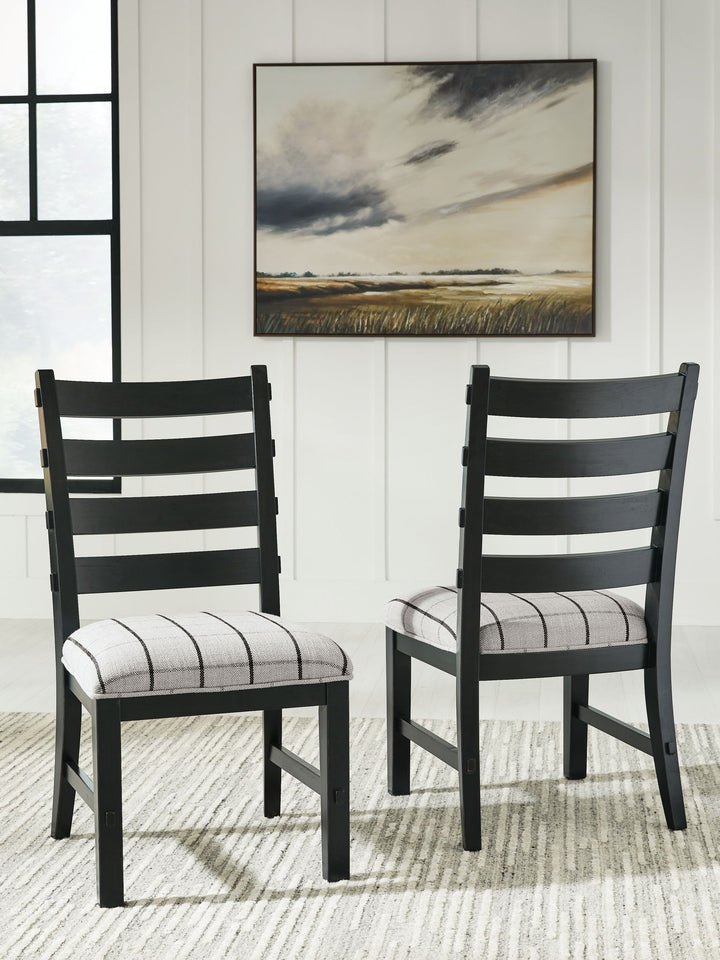 Ridgester - Dining Upholstered Side Chair (Set of 2) - Roberts Furniture & Mattress (Yorktown, VA)