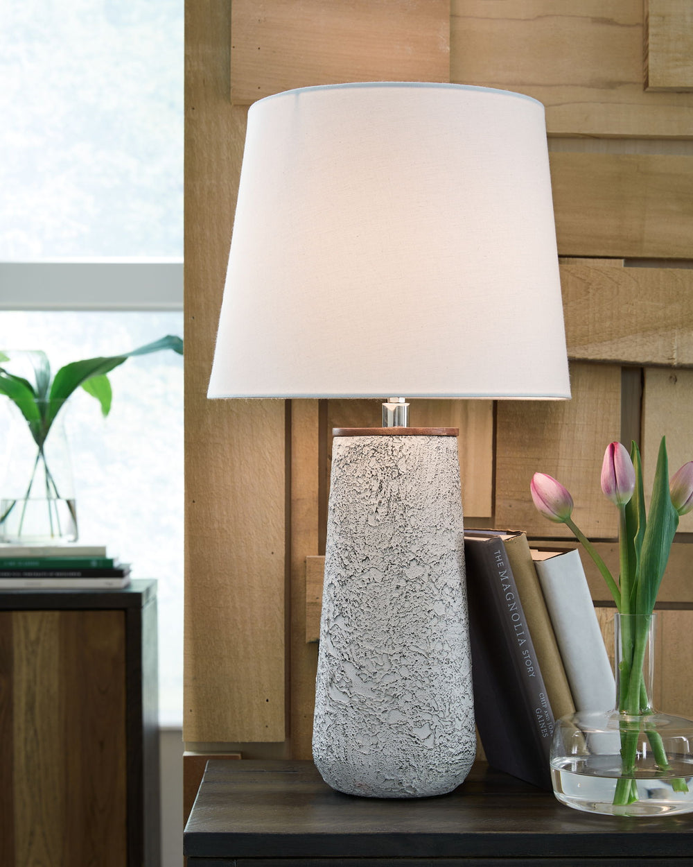 Chaston - Metal Table Lamp (Set of 2) - Roberts Furniture & Mattress (Yorktown, VA)