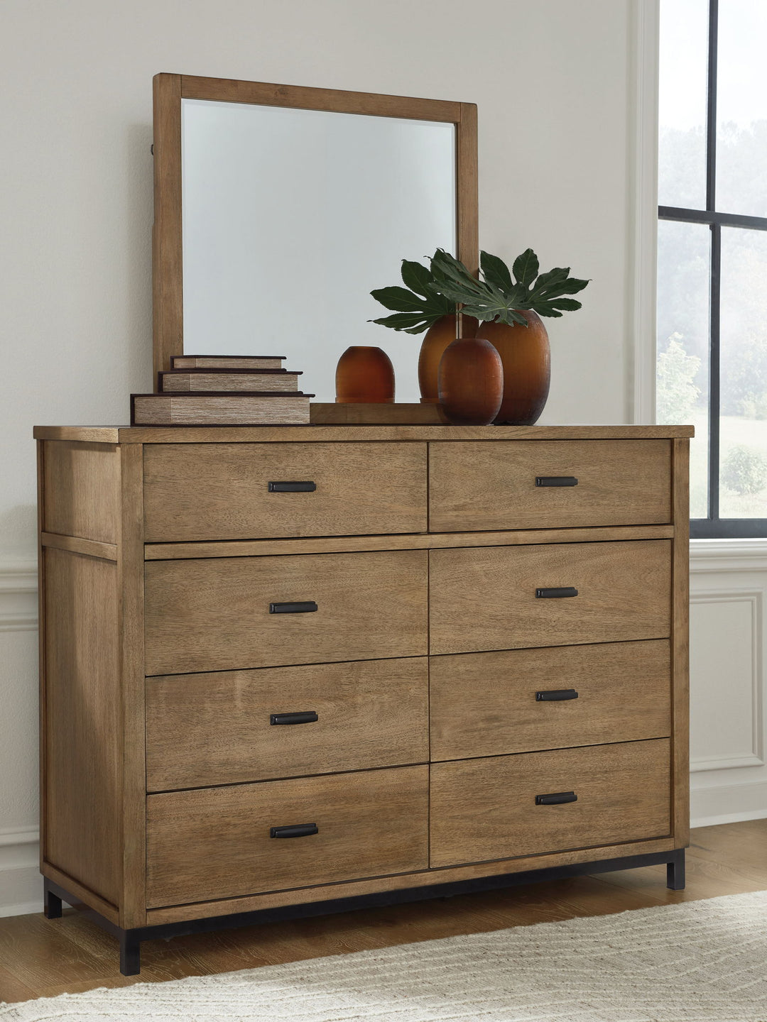 Tomtyn - Upholstered Bed Set - Roberts Furniture & Mattress (Yorktown, VA)