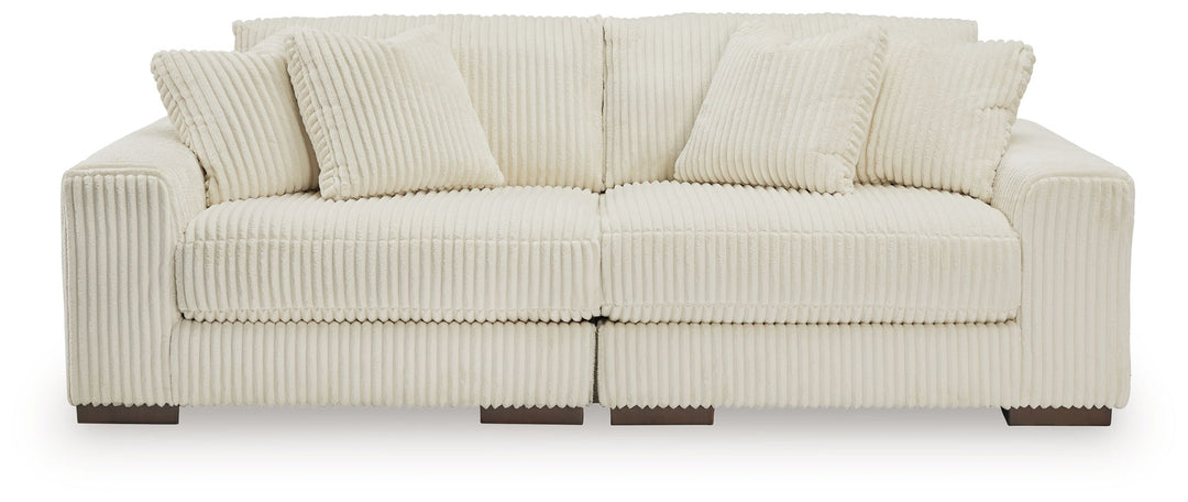 Lindyn - Sectional - Roberts Furniture & Mattress (Yorktown, VA)
