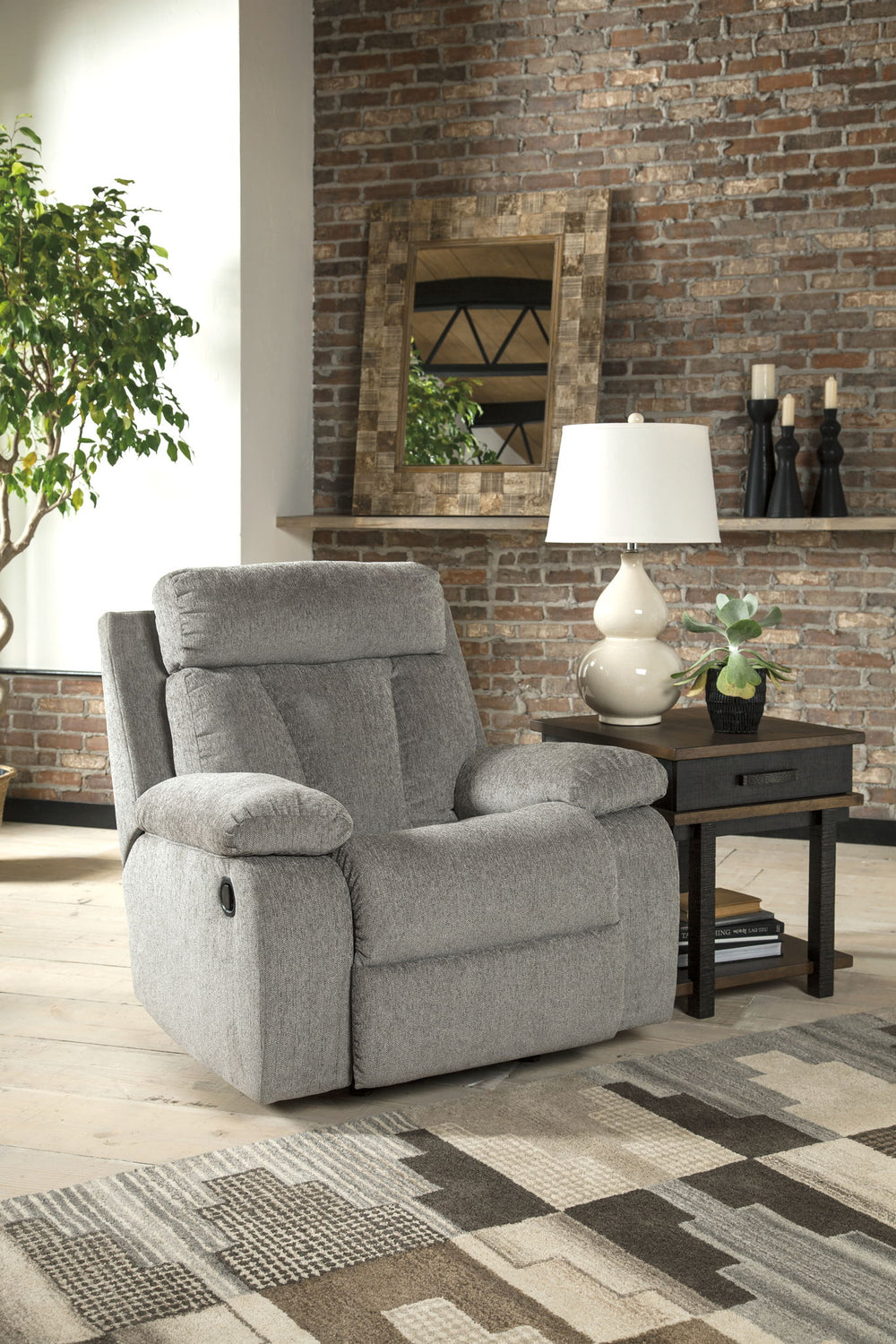 Mitchiner - Rocker Recliner - Fog - Roberts Furniture & Mattress (Yorktown, VA)