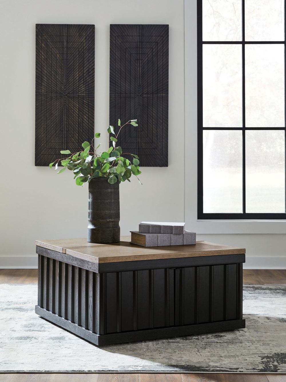 Rylandyn - Lift Top Cocktail Table - Black / Light Brown - Roberts Furniture & Mattress (Yorktown, VA)