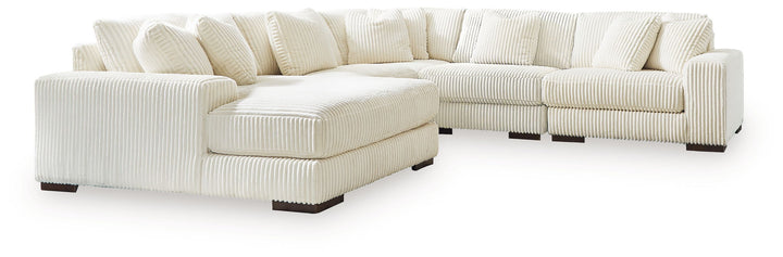 Lindyn - Sectional - Roberts Furniture & Mattress (Yorktown, VA)