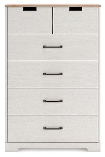 Vaibryn Chest of Drawers
