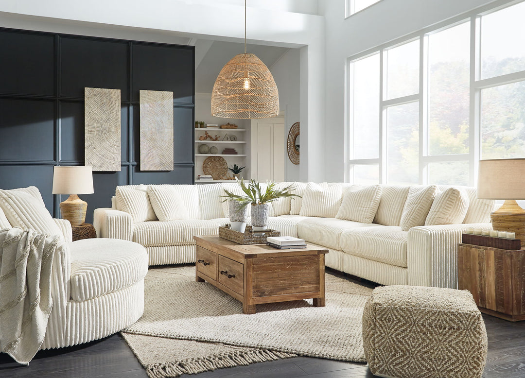 Lindyn - Sectional - Roberts Furniture & Mattress (Yorktown, VA)