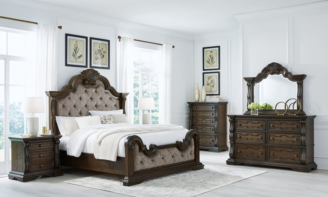 Maylee - Upholstered Bedroom Set - Roberts Furniture & Mattress (Yorktown, VA)