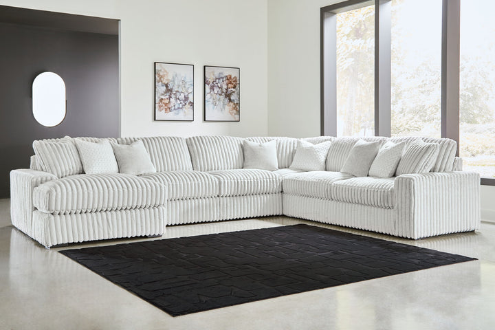 Stupendous - Sectional