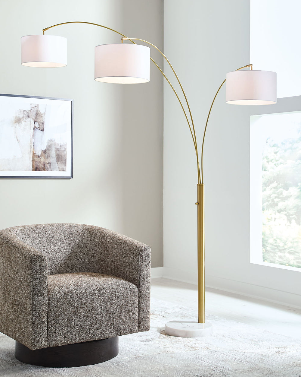 Valo - Metal Arc Lamp - Gold Finish - Roberts Furniture & Mattress (Yorktown, VA)