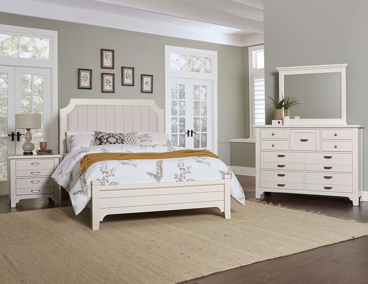 Bungalow - Upholstered Bed - Roberts Furniture & Mattress (Yorktown, VA)