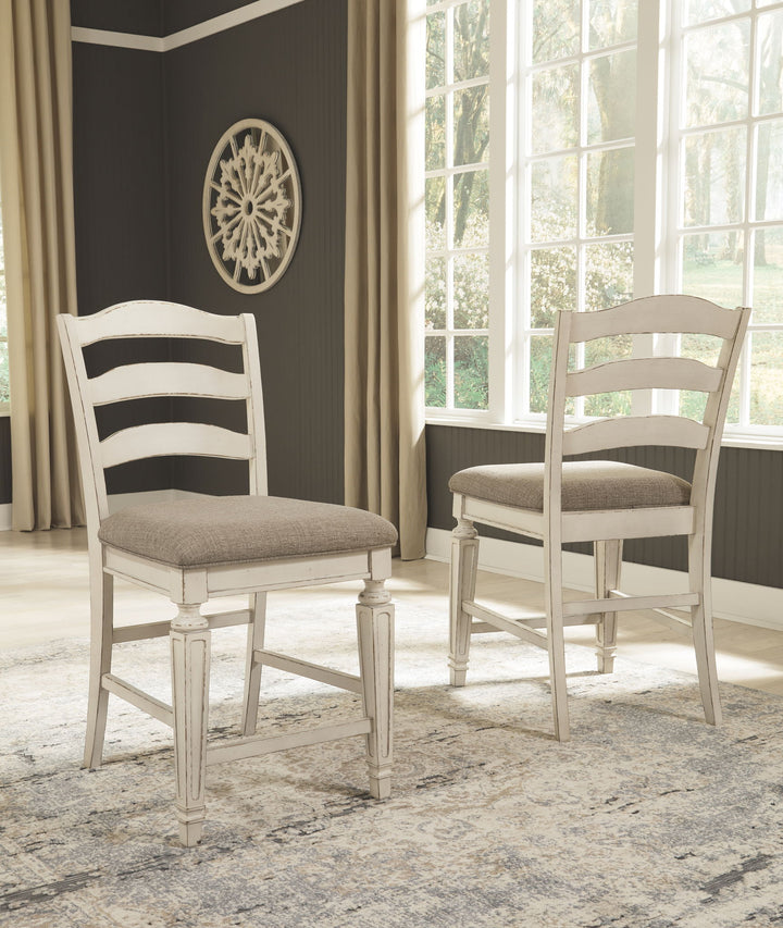 Realyn - Upholstered Barstool (Set of 2) - Chipped White