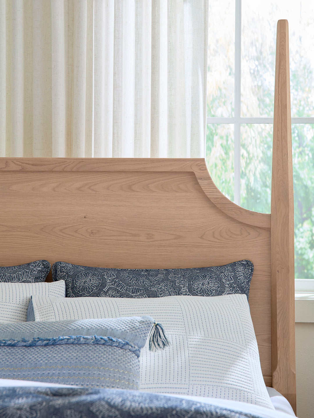 Tide & Timber - Pencil Post Storage Bed - Roberts Furniture & Mattress (Yorktown, VA)