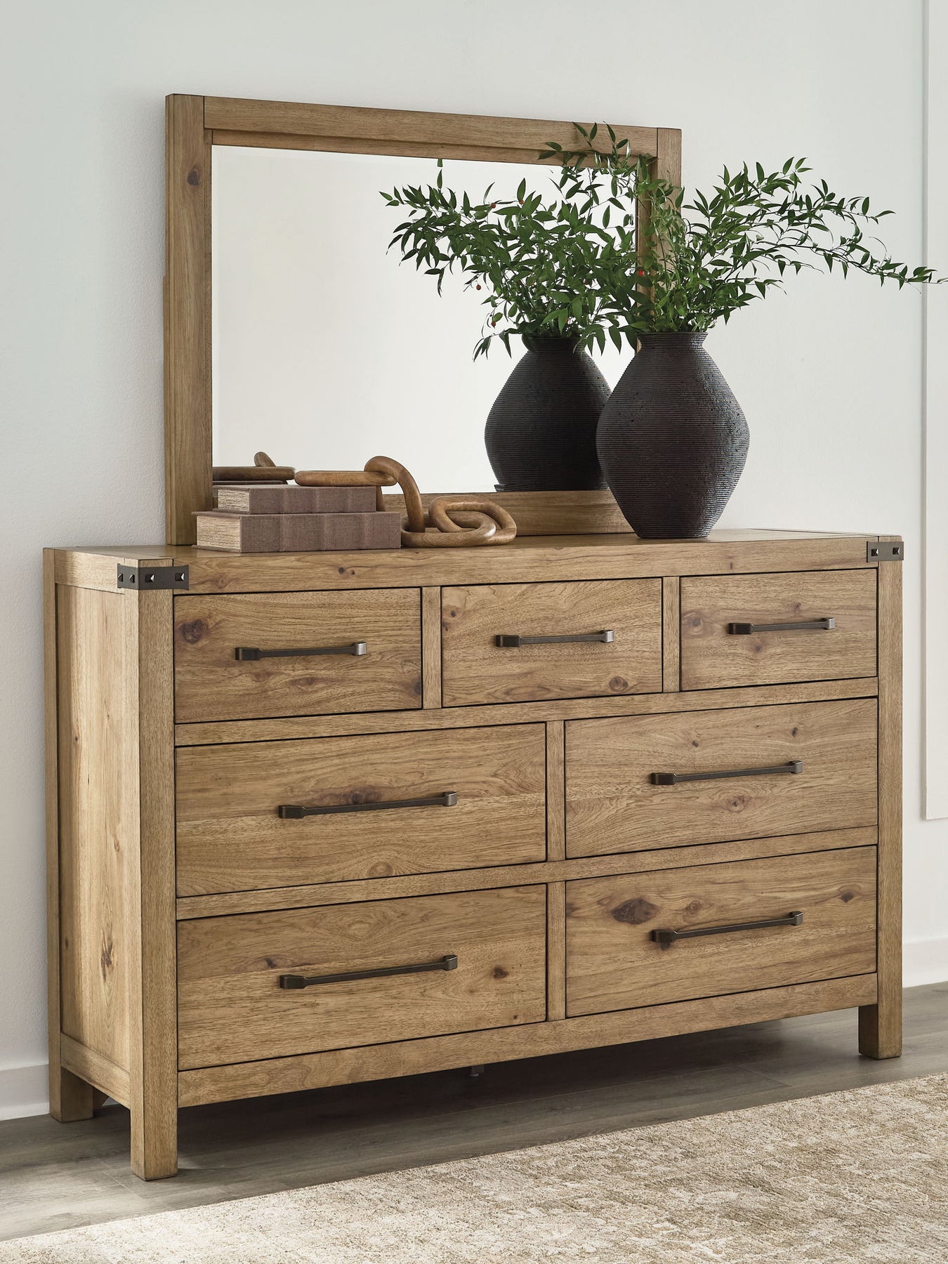 Ridgester - Dresser - Roberts Furniture & Mattress (Yorktown, VA)
