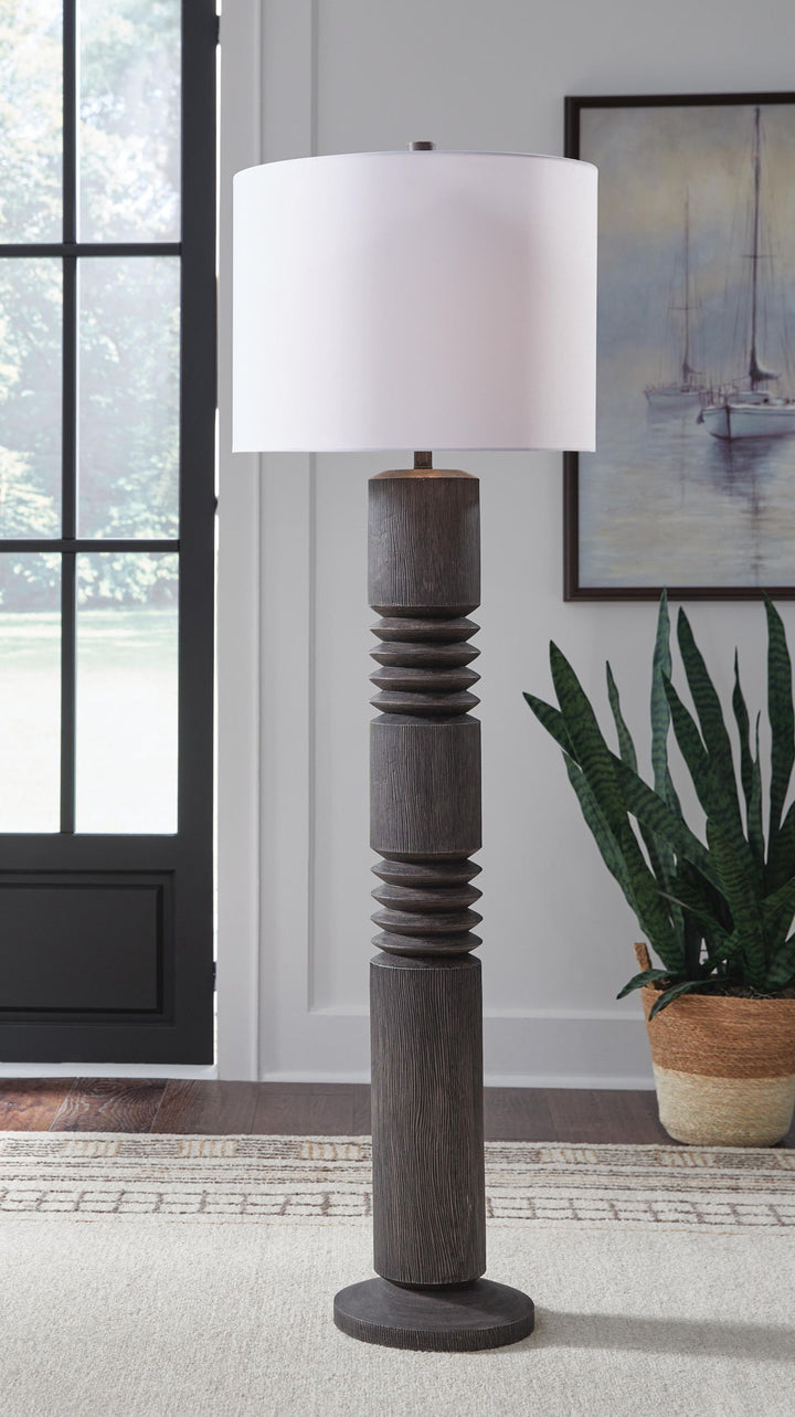 Fainwell - Poly Floor Lamp - Distressed Black - Roberts Furniture & Mattress (Yorktown, VA)
